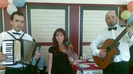 Trio Müzik Grubu